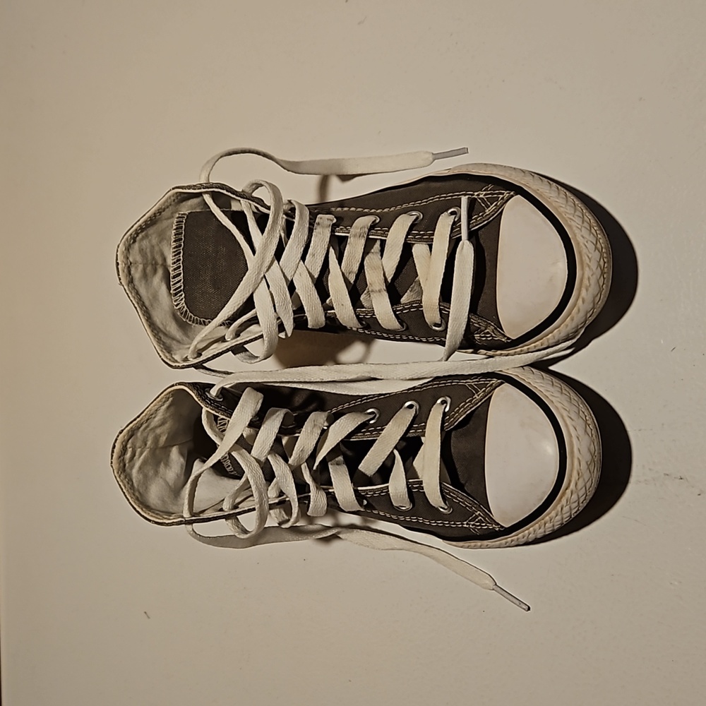Kids Converse High Top Sneakers size 3